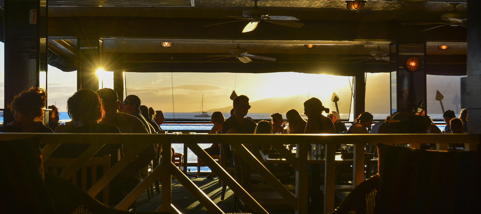 Maui Nightlife: 9 Amazing Things to Do at Night in Maui